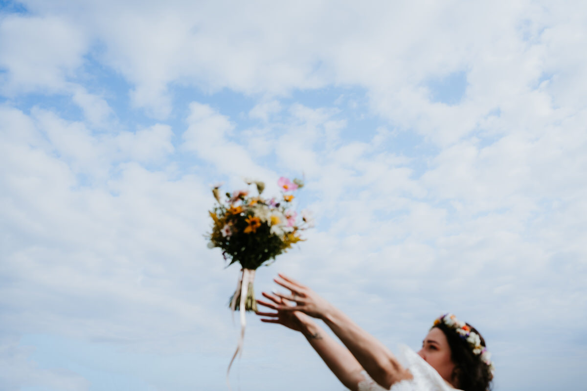 Wedding like a backyard garden party in Brno