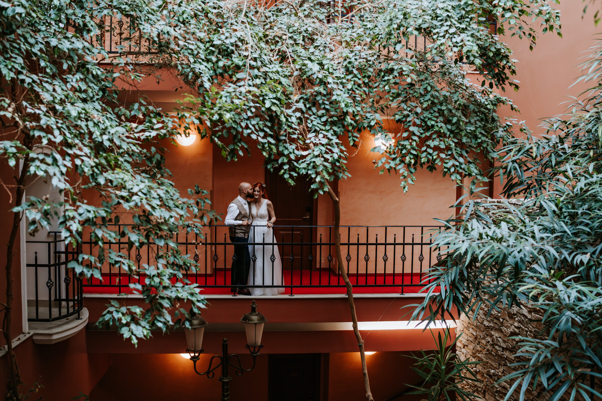 Summer wedding at Hradec Králové, newlyweds photos.