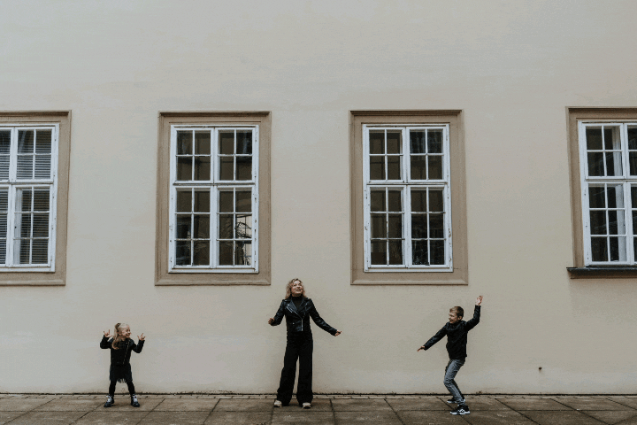 Veselé rodinné focení Brno nová Radnice.