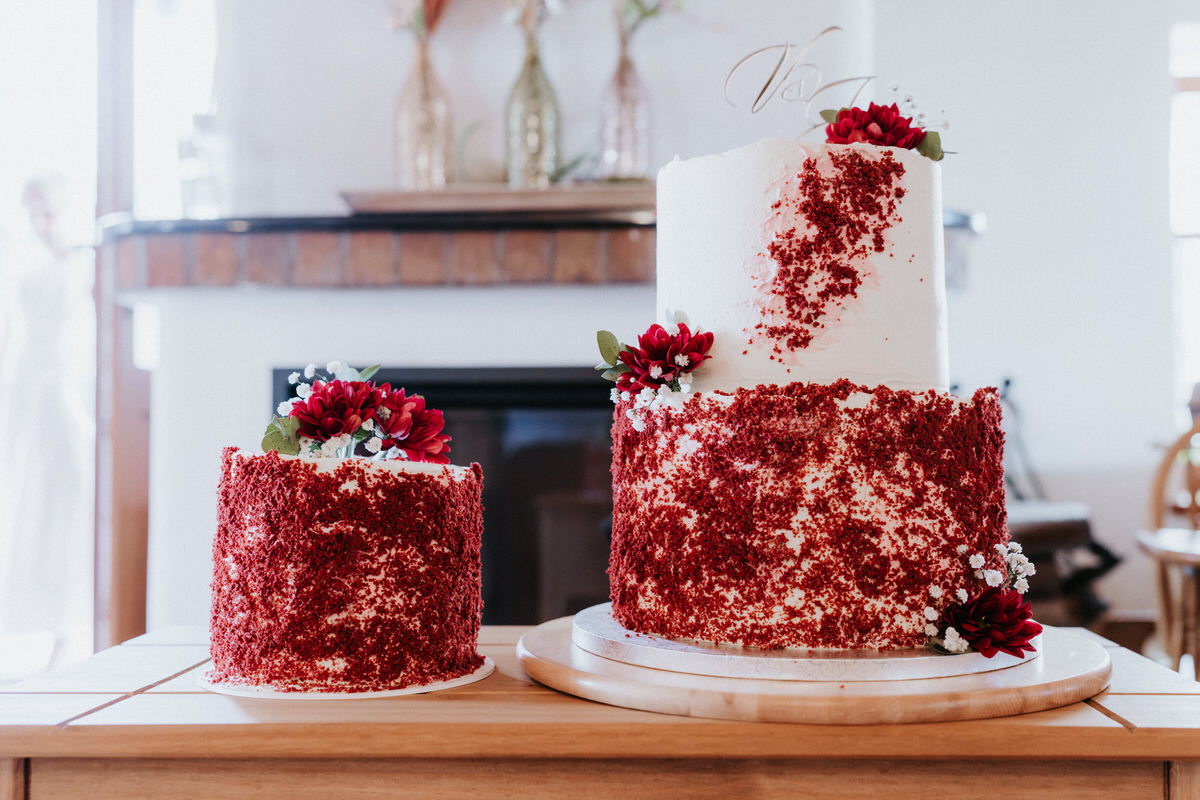 Svatební dort red velvet.